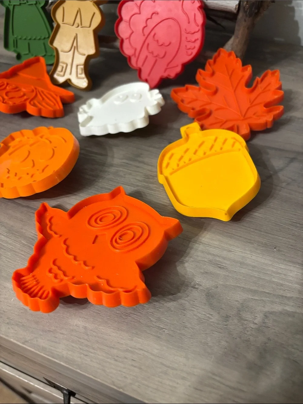 11 Vintage Halloween Thanksgiving Fall  Cookie Cutter Set Hallmark Plastic